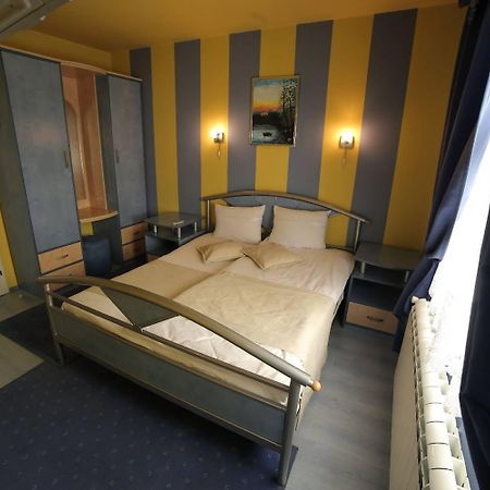 Hotel Zeneva Крагуевац Экстерьер фото