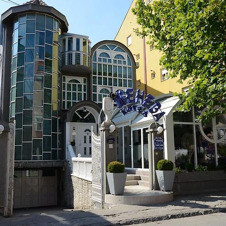 Hotel Zeneva Крагуевац Экстерьер фото