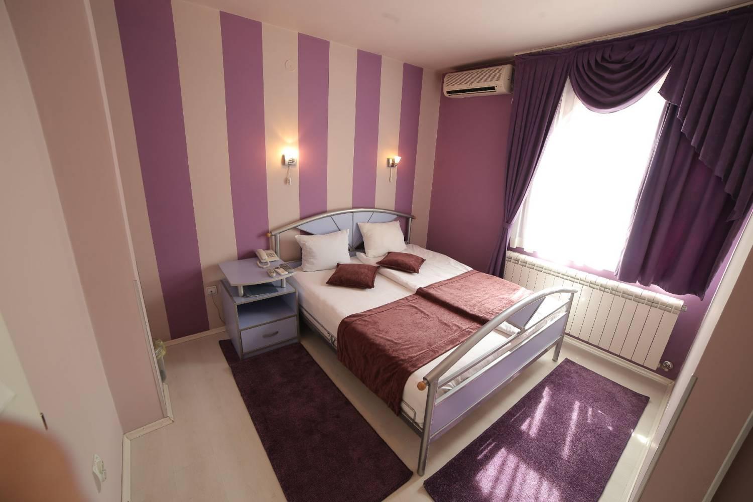 Hotel Zeneva Крагуевац Экстерьер фото