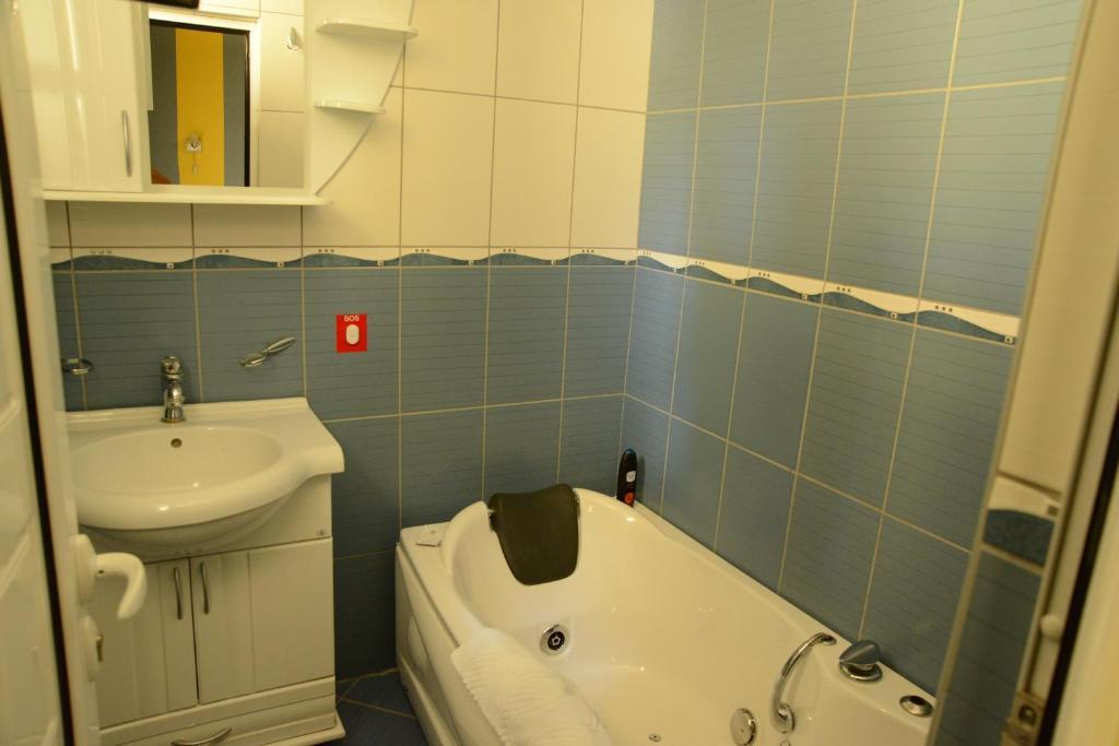 Hotel Zeneva Крагуевац Номер фото